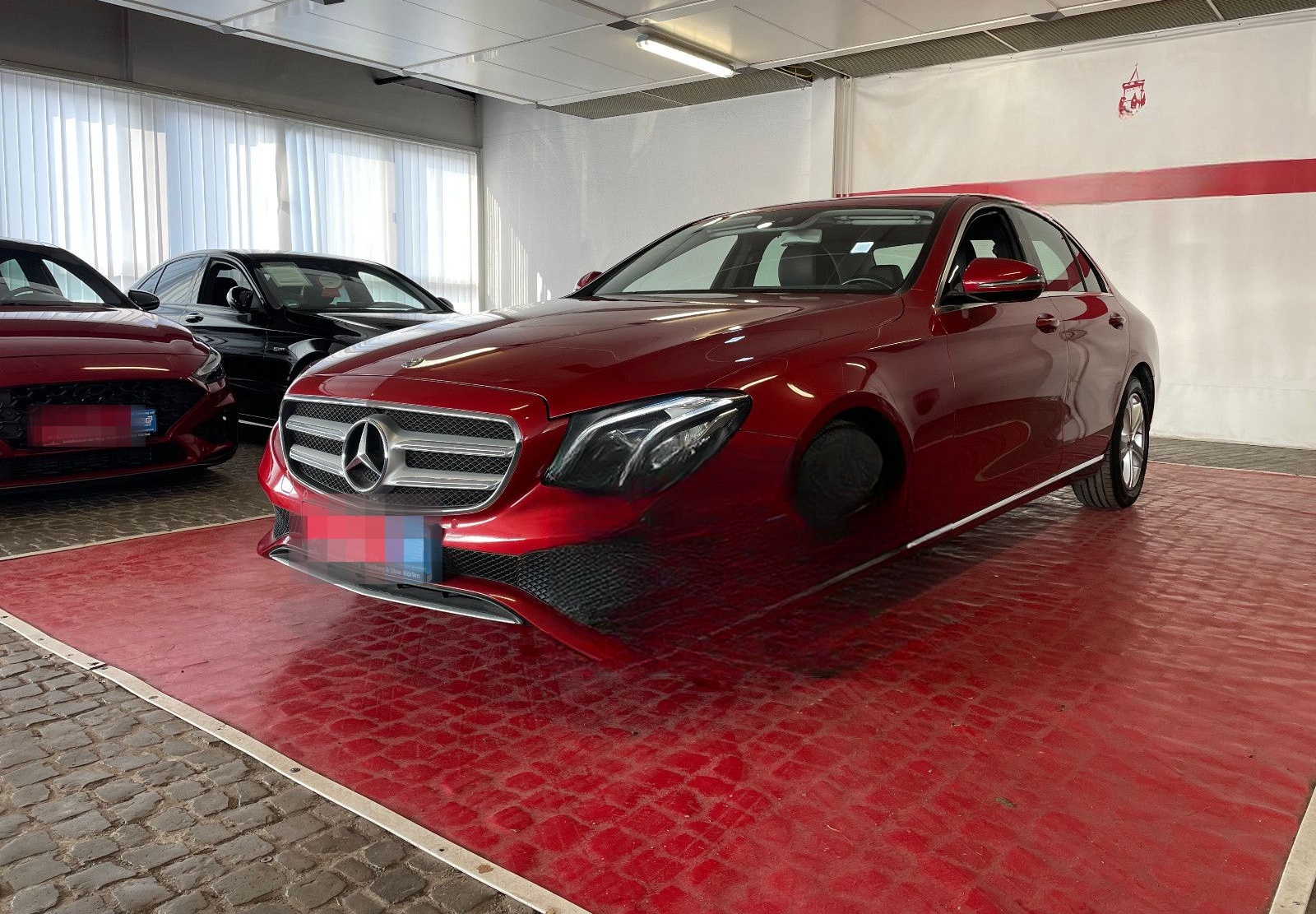 Mercedes-Benz E 220 Lim 4Matic*1.Hd.+SHgpfl.+Kam.+DAB+Navi+LED foto 3
