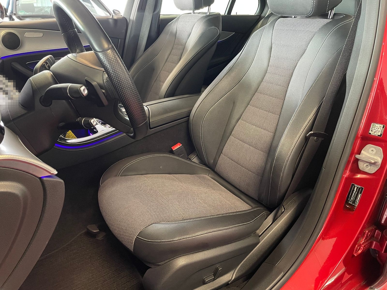 Mercedes-Benz E 220 Lim 4Matic*1.Hd.+SHgpfl.+Kam.+DAB+Navi+LED foto 8