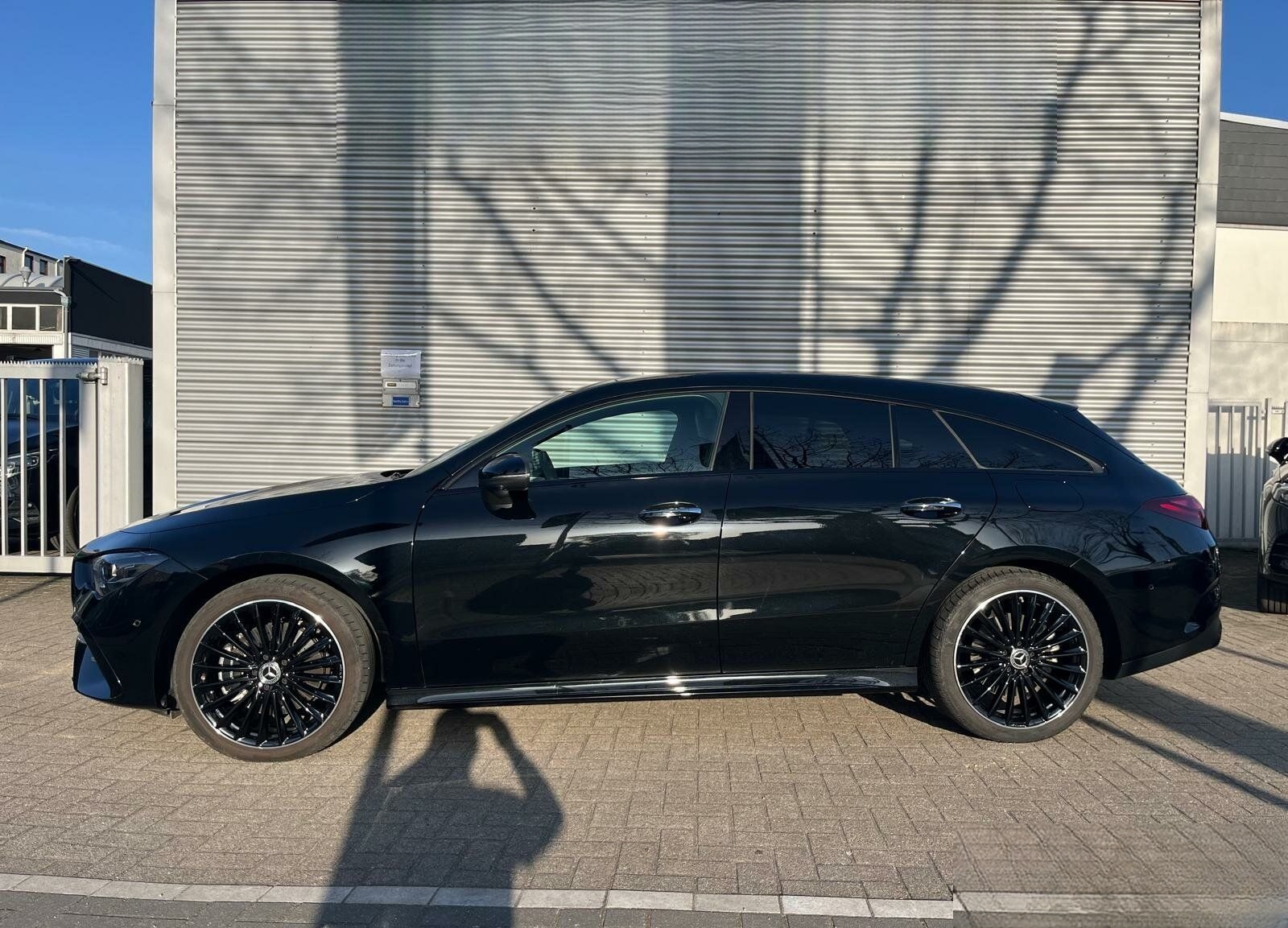 Mercedes-Benz CLA 250 e SB AMG/Prem+/20"/Pan/Bur/Mult/Dis/AHK foto 4