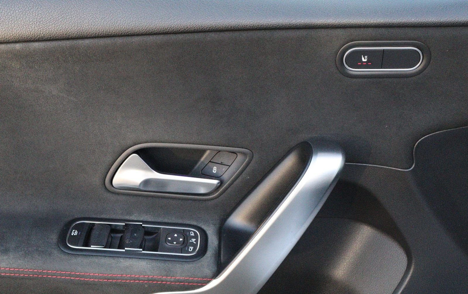 Mercedes-Benz A 250 AMG-Line LED Night-Paket Widescreen foto 16