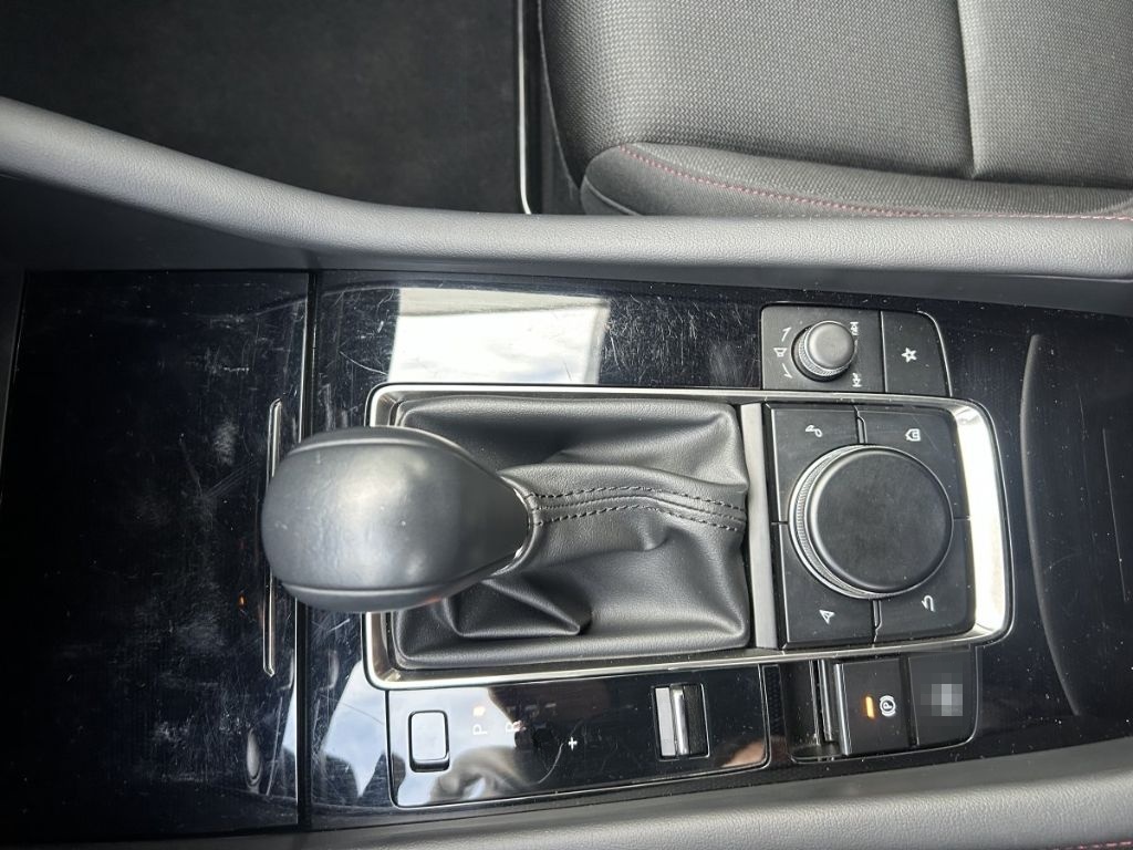 Mazda 3 SKYACTIV-G 2.0 150PS M Hybrid Homura Navi BOSE foto 15