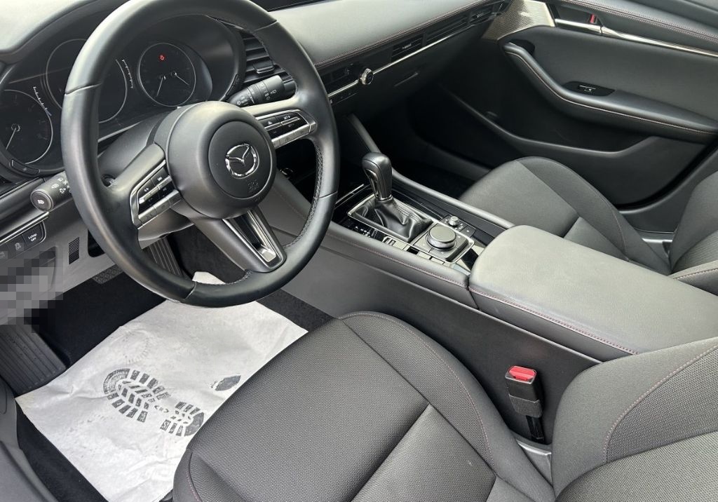 Mazda 3 SKYACTIV-G 2.0 150PS M Hybrid Homura Navi BOSE foto 10