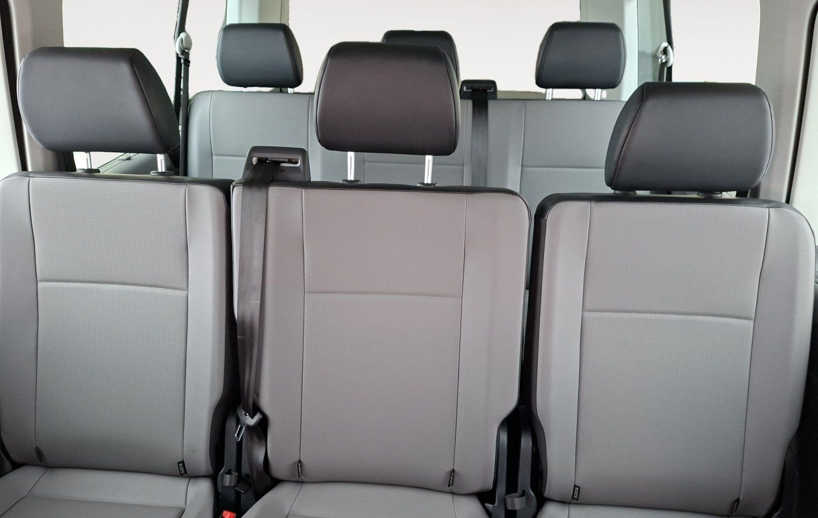 Volkswagen T6.1 Caravelle 2.0 TDI lang 9-Sitzer AHK SHZ foto 8