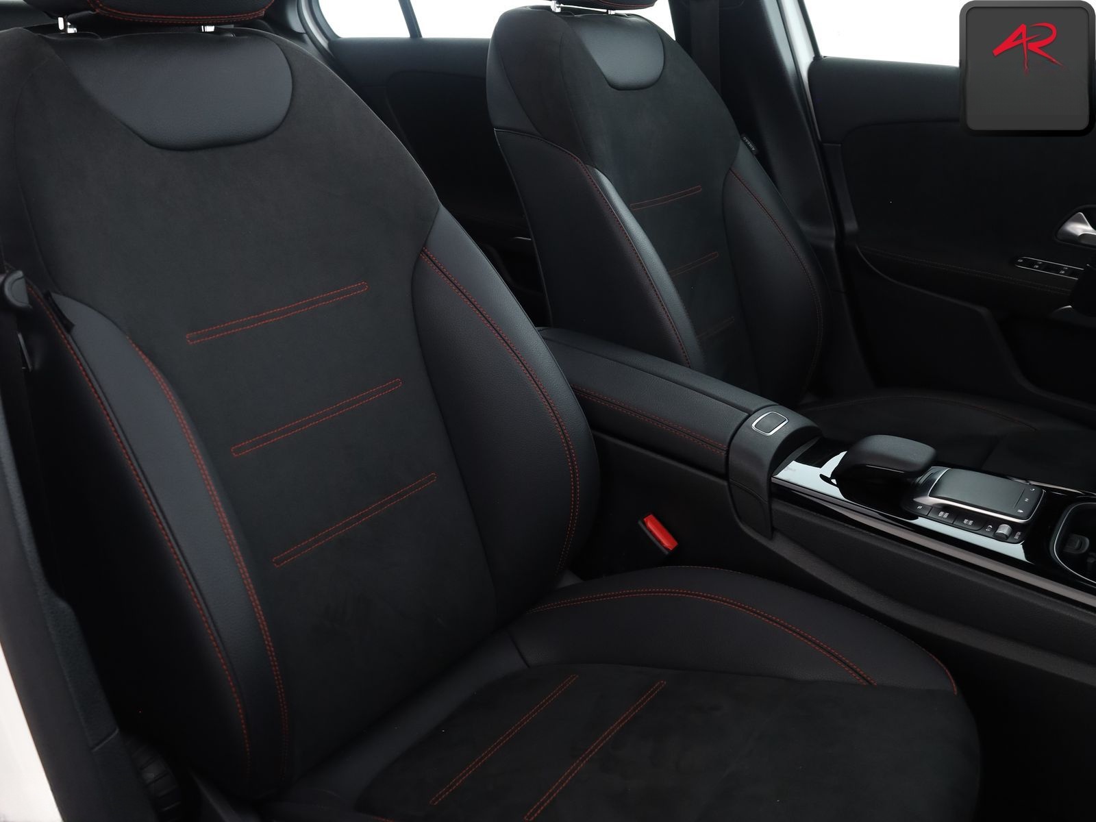 Mercedes-Benz A 200 d Limousine 3x AMG PANO,CARPLAY,1.HAND,SH foto 11