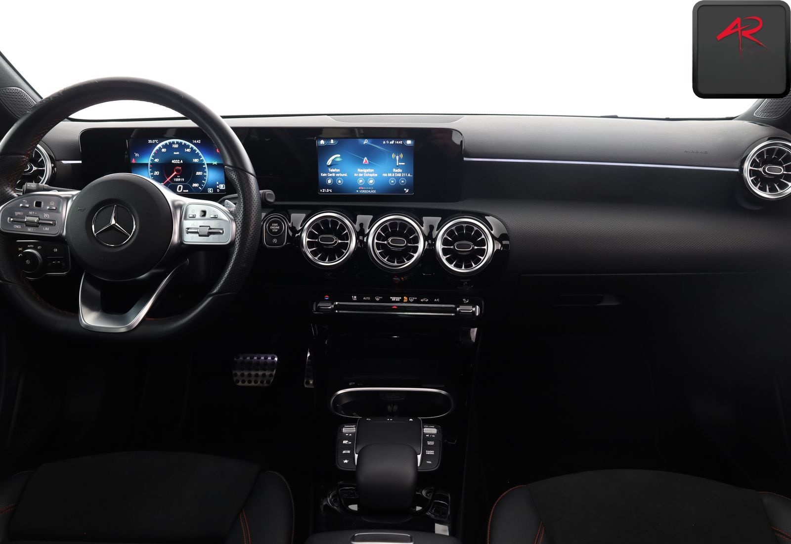 Mercedes-Benz A 200 d Limousine 3x AMG PANO,CARPLAY,1.HAND,SH foto 21