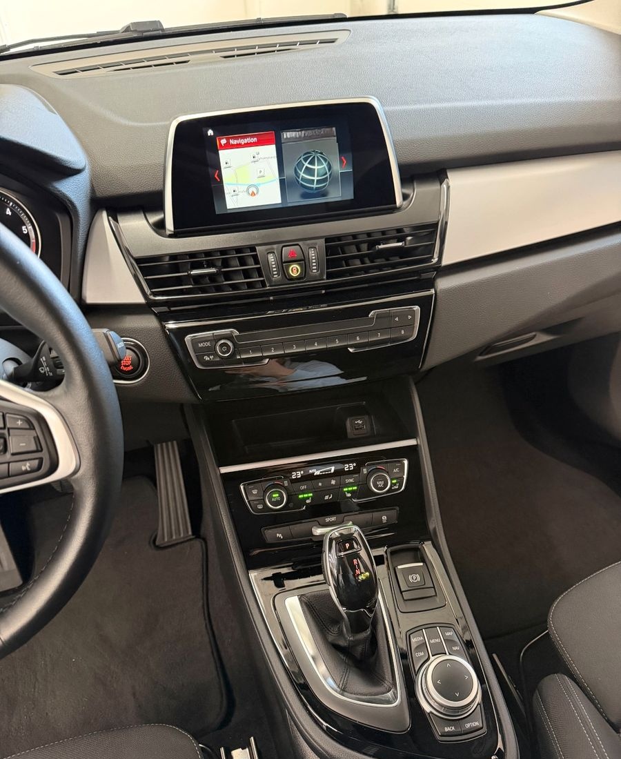 BMW 218d Aut. Navi Sport L. Navi Sitzh. LED ACC AHK* foto 11