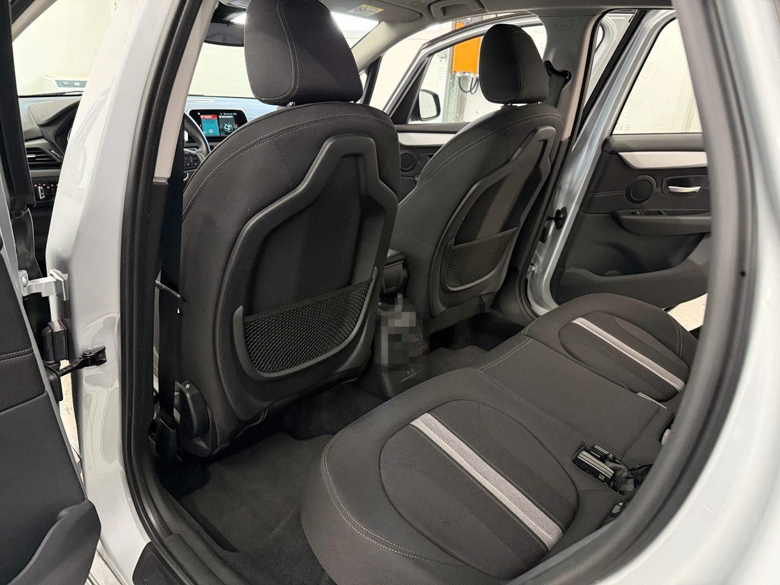 BMW 218d Aut. Navi Sport L. Navi Sitzh. LED ACC AHK* foto 14