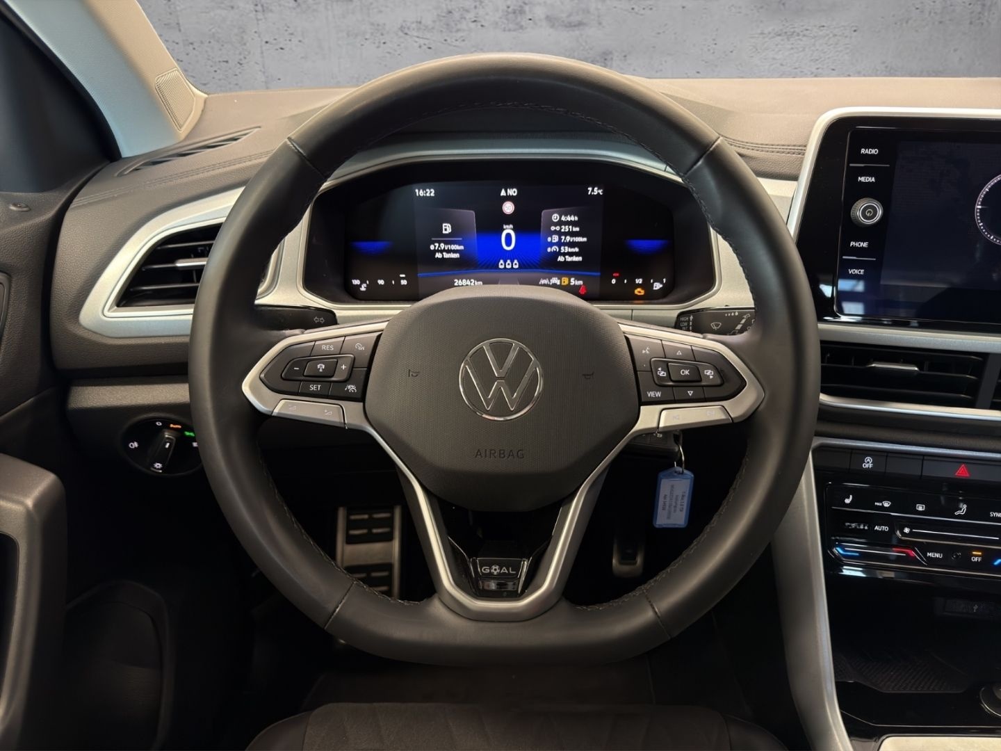 Volkswagen T-Roc 1.0 TSI Goal LED DIG.COCKPIT ACC 17 NAVI foto 9