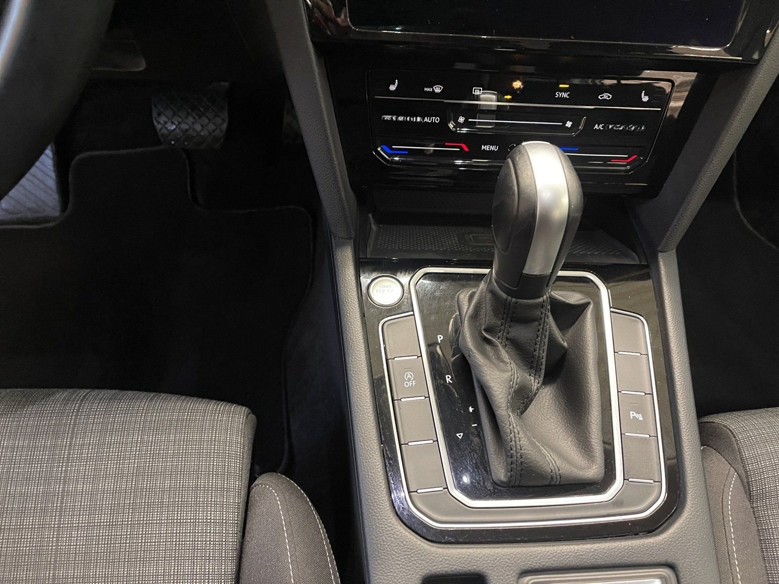 Volkswagen Passat Variant 2.0 TDI BMT Business ACC AHK AUT foto 14