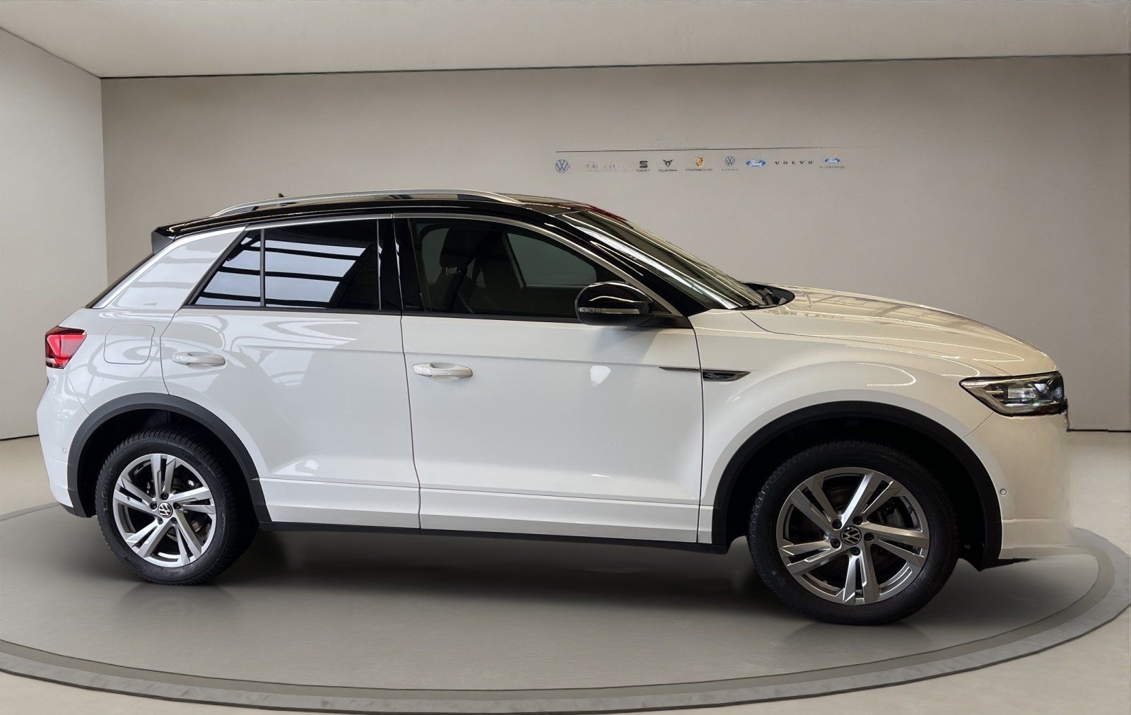 Volkswagen T-Roc 2.0 TDI R-Line R-Line ACC AHK AUT Kam. LED foto 6