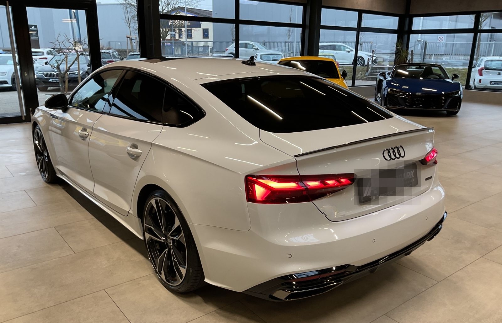 Audi A5 Spb. qu. S line Competition+ B&O HuD Pano 20" foto 6