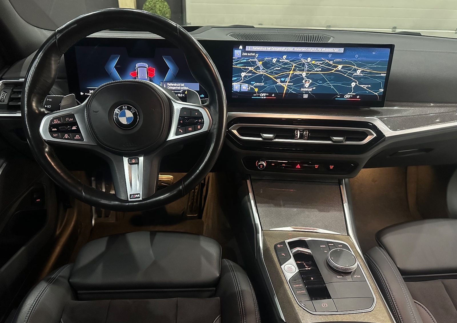 BMW 320 d M Sport / HEAD-UP / KAMERA / ACC/ AHK /LED foto 17