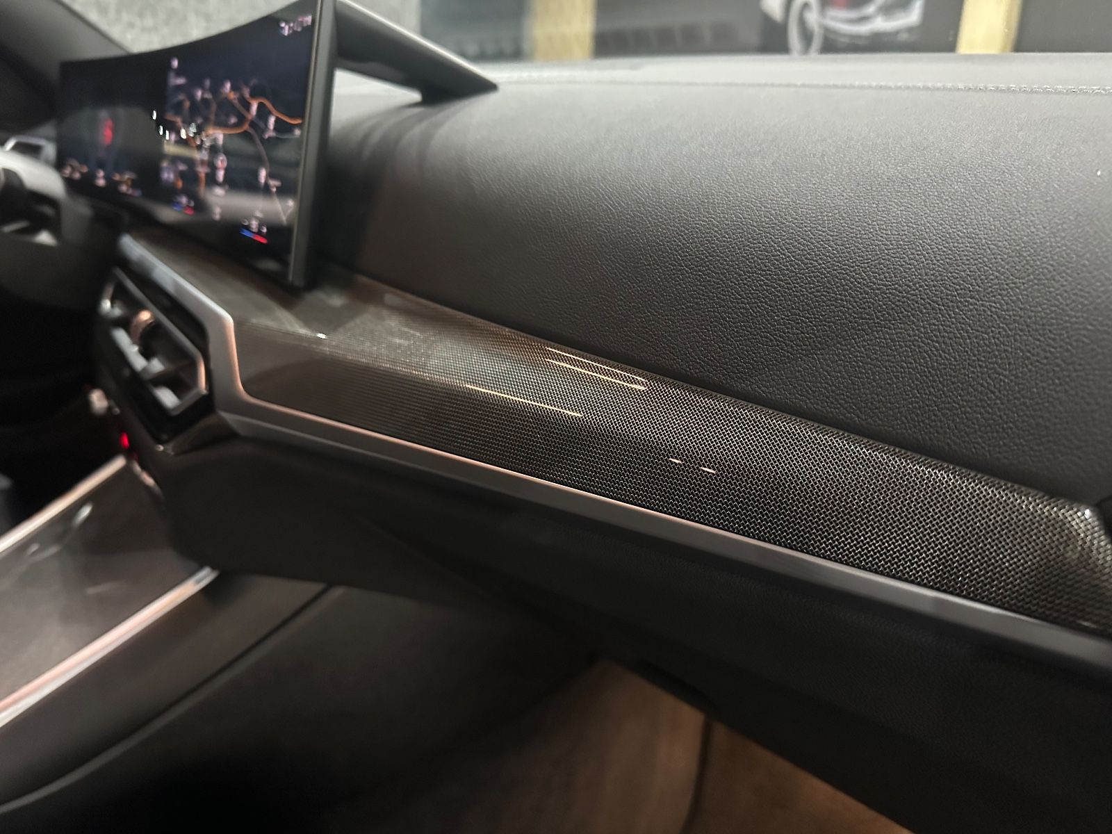 BMW 320 d M Sport / HEAD-UP / KAMERA / ACC/ AHK /LED foto 20