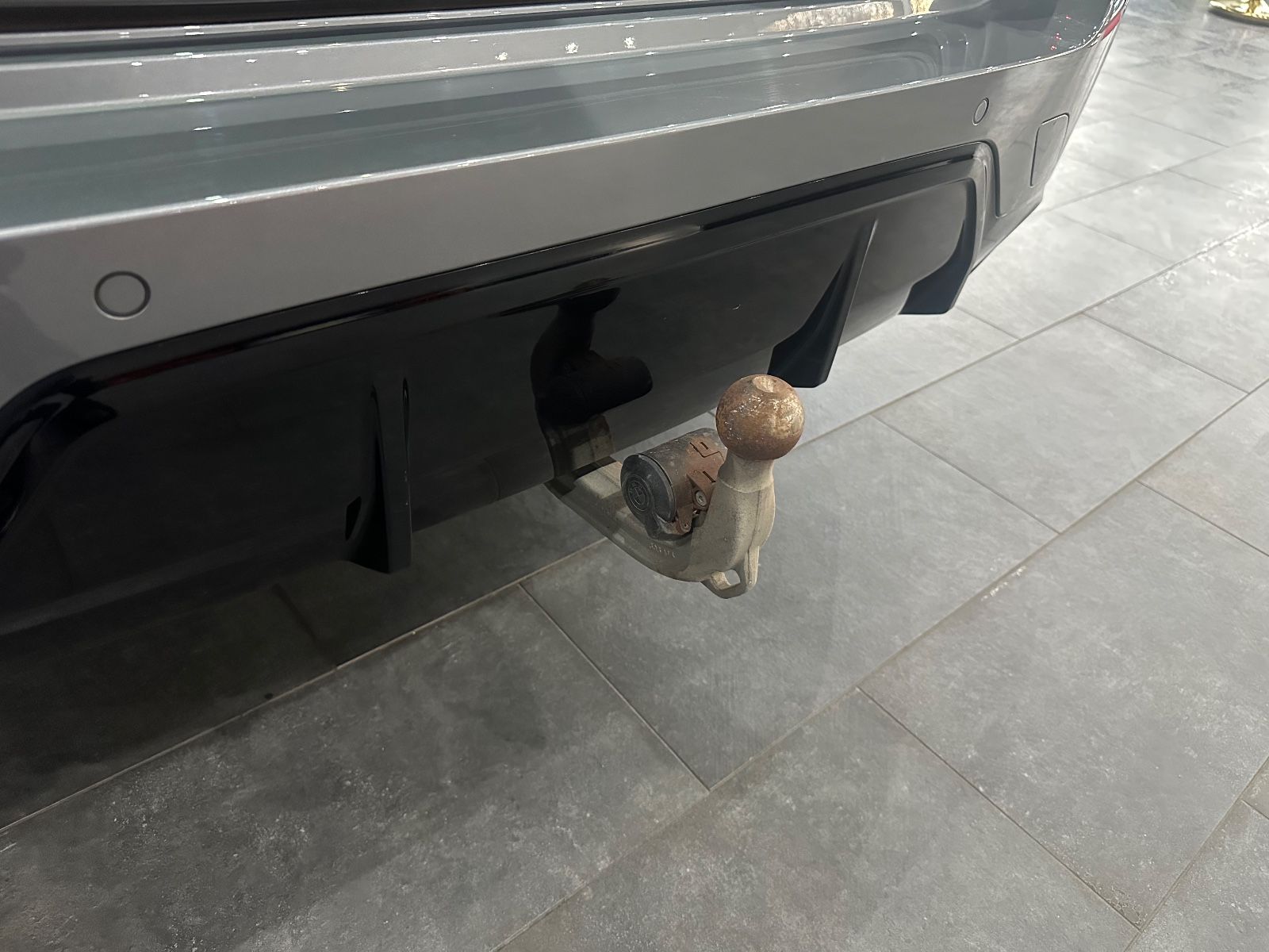 BMW 320 d M Sport / HEAD-UP / KAMERA / ACC/ AHK /LED foto 23