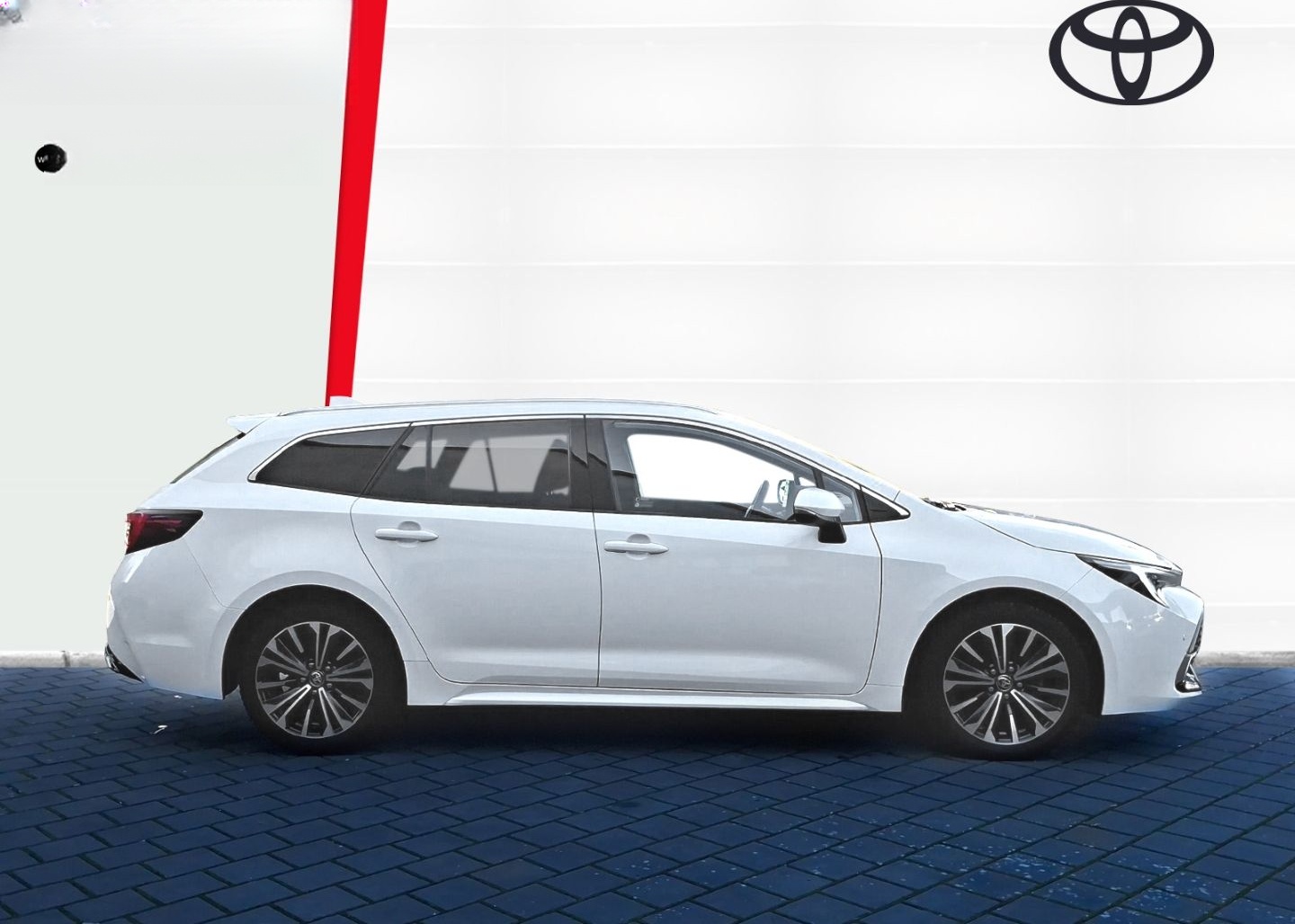 Toyota Corolla 1.8 Hybrid Touring Sports Team D +Navi + foto 2