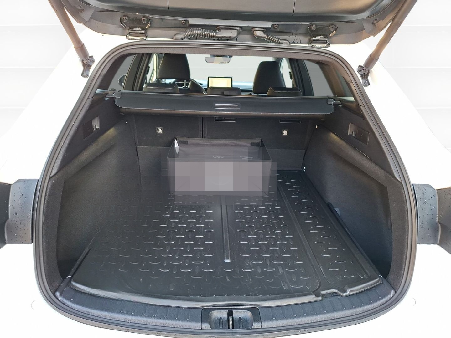 Toyota Corolla 1.8 Hybrid Touring Sports Team D +Navi + foto 17