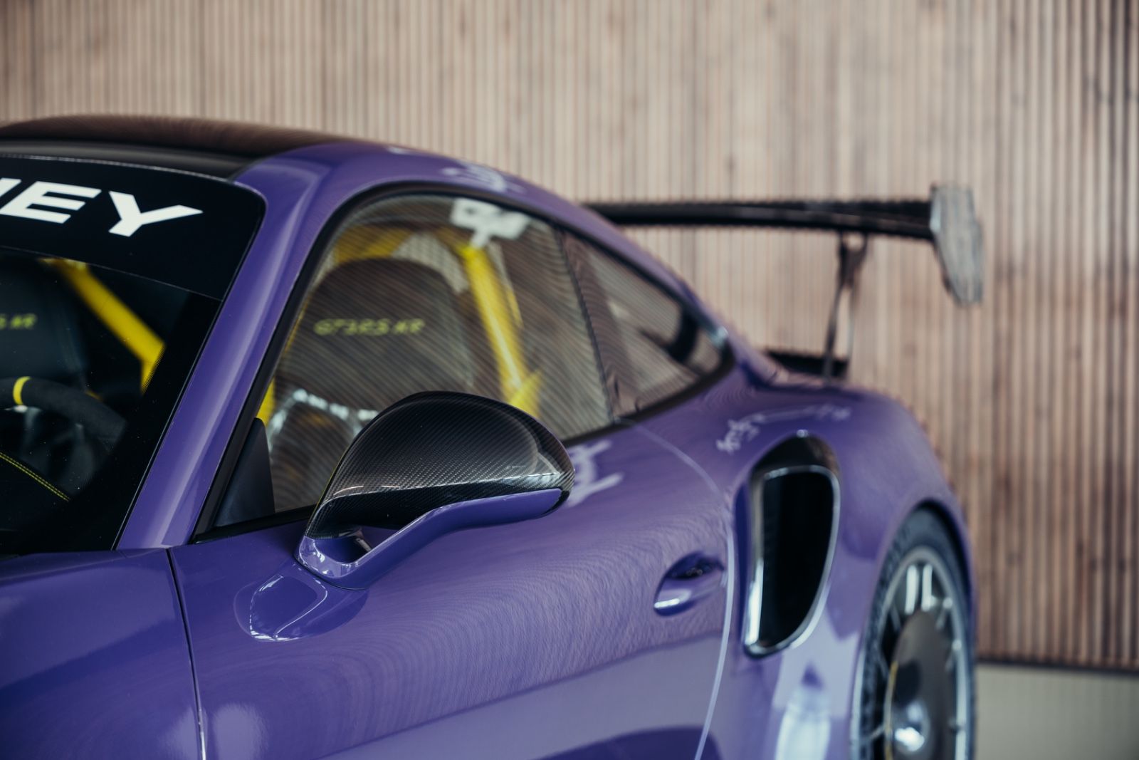 Porsche 991.2 GT3 RS MR, PTS ultraviolett, PCCB, Lift foto 11