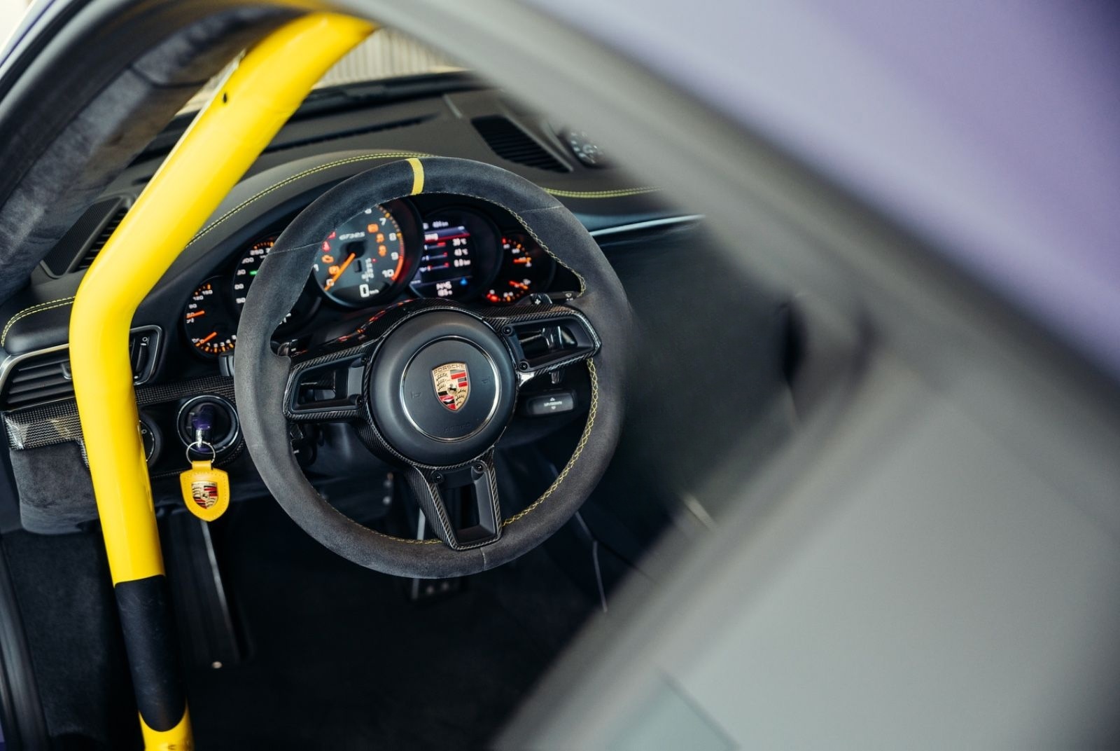 Porsche 991.2 GT3 RS MR, PTS ultraviolett, PCCB, Lift foto 23