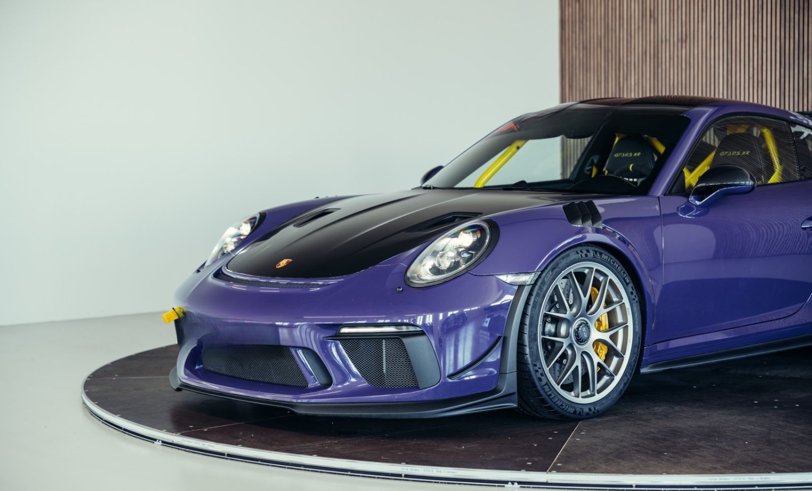 Porsche 991.2 GT3 RS MR, PTS ultraviolett, PCCB, Lift foto 10