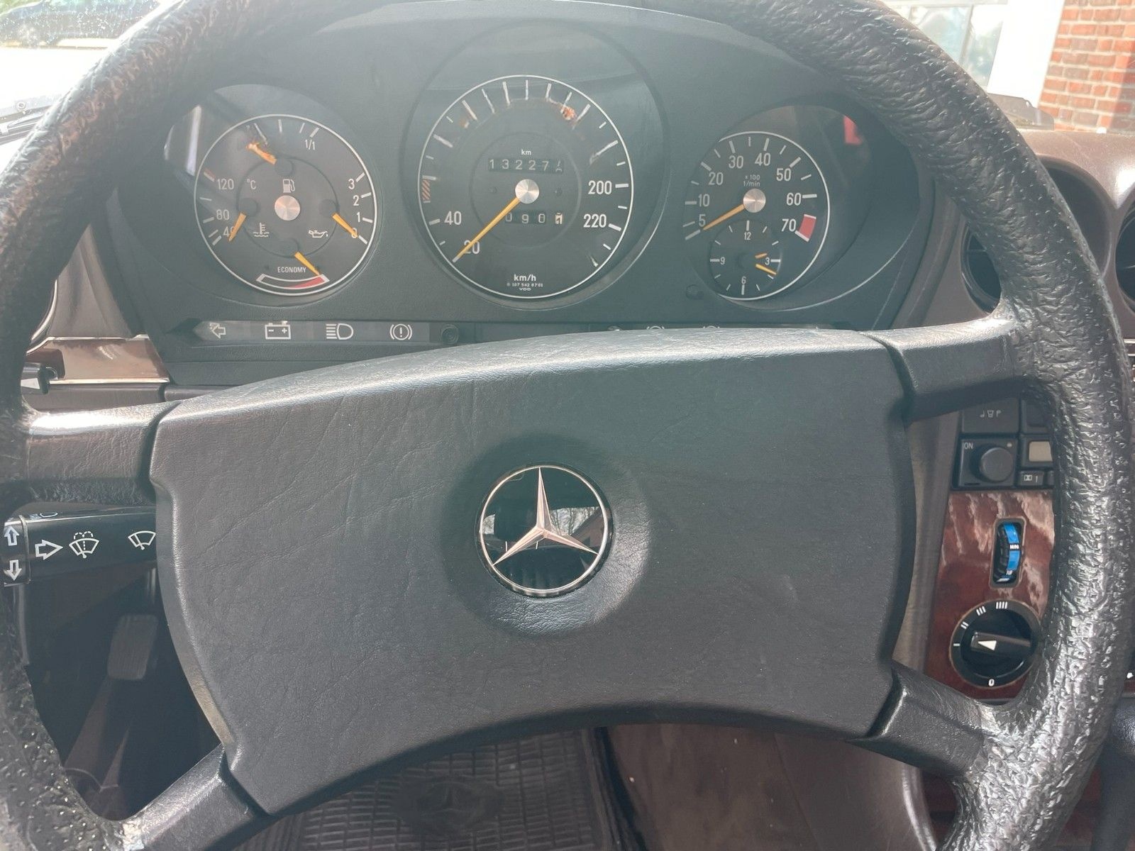 Mercedes-Benz SL 280  foto 7