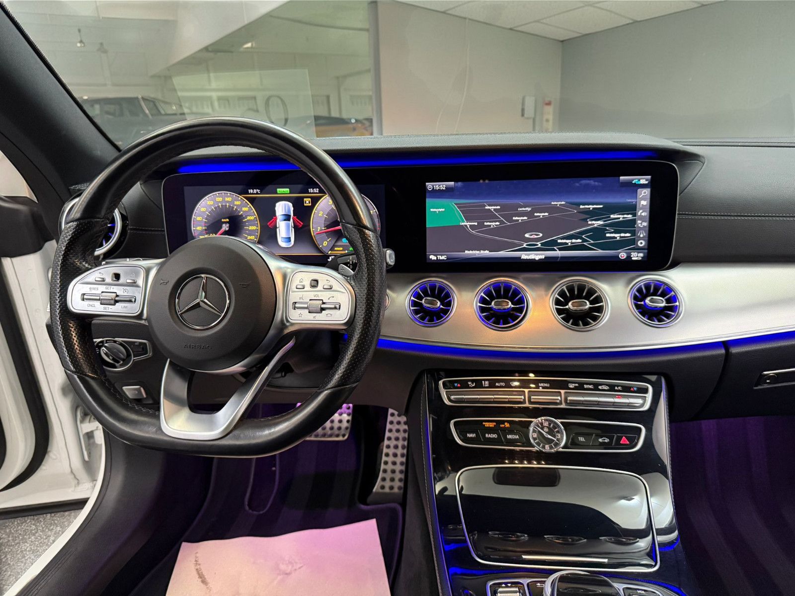 Mercedes-Benz E 200 Coupe AMG-LINE*PANO*WIDE*AMBIENT-LIGHT*19Z foto 20