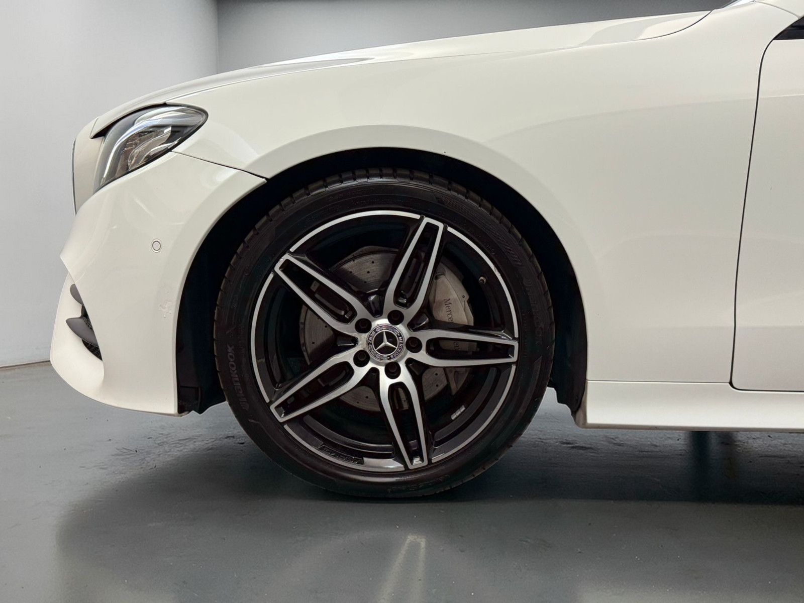 Mercedes-Benz E 200 Coupe AMG-LINE*PANO*WIDE*AMBIENT-LIGHT*19Z foto 4