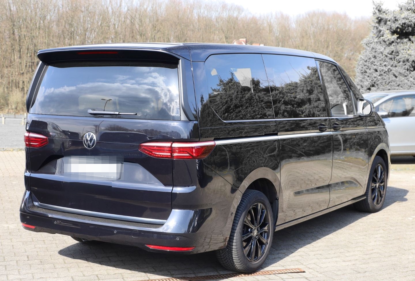 Volkswagen T7 Multivan LR LÜ STYLE TDI Vis-a-Vis 7-SITZER 5 foto 2