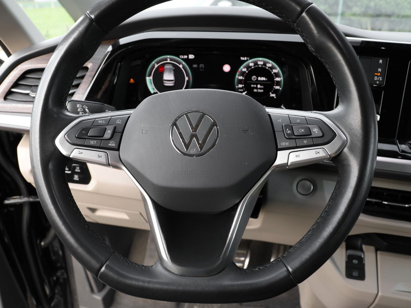 Volkswagen T7 Multivan LR LÜ STYLE TDI Vis-a-Vis 7-SITZER 5 foto 14