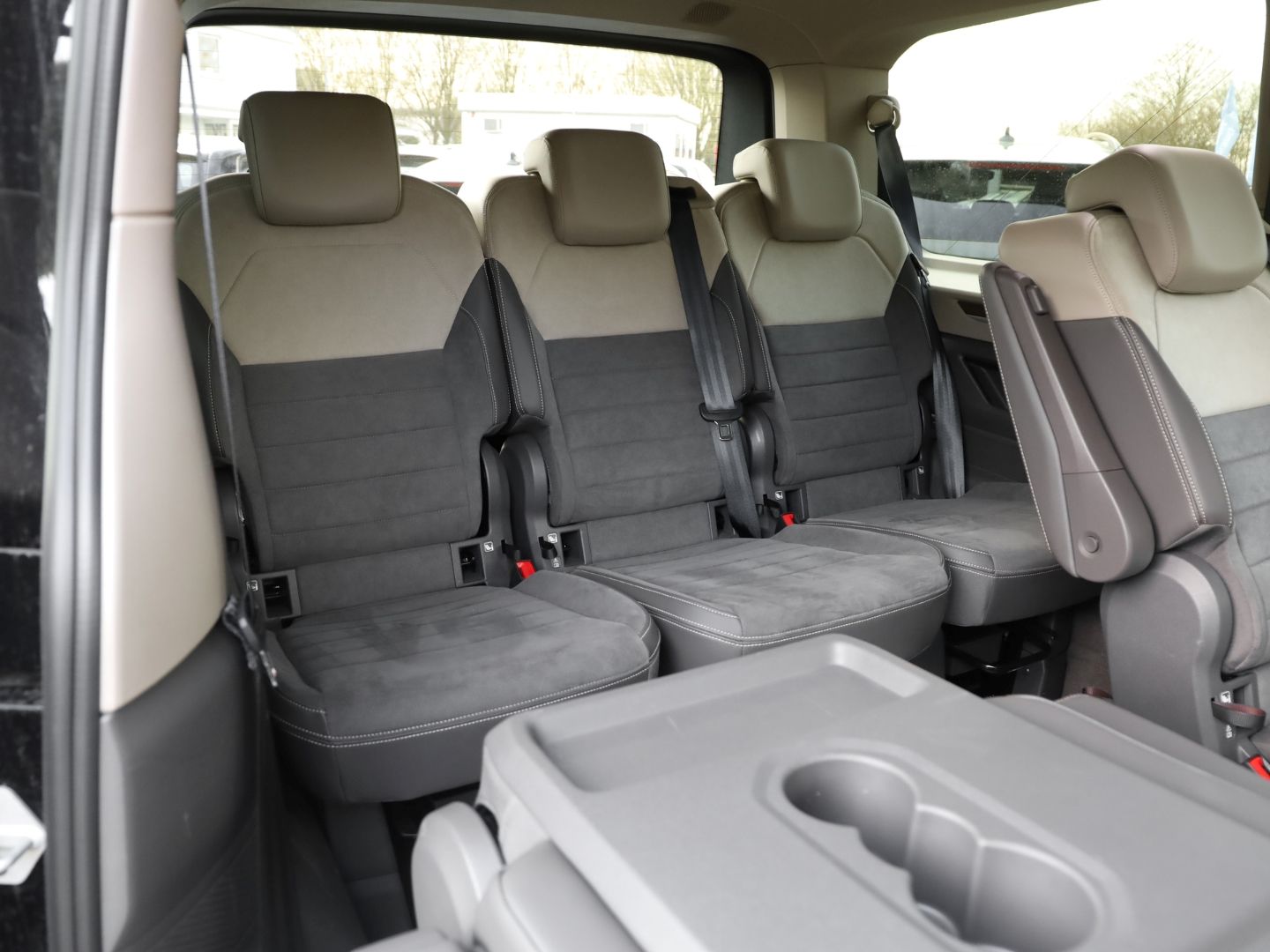 Volkswagen T7 Multivan LR LÜ STYLE TDI Vis-a-Vis 7-SITZER 5 foto 5