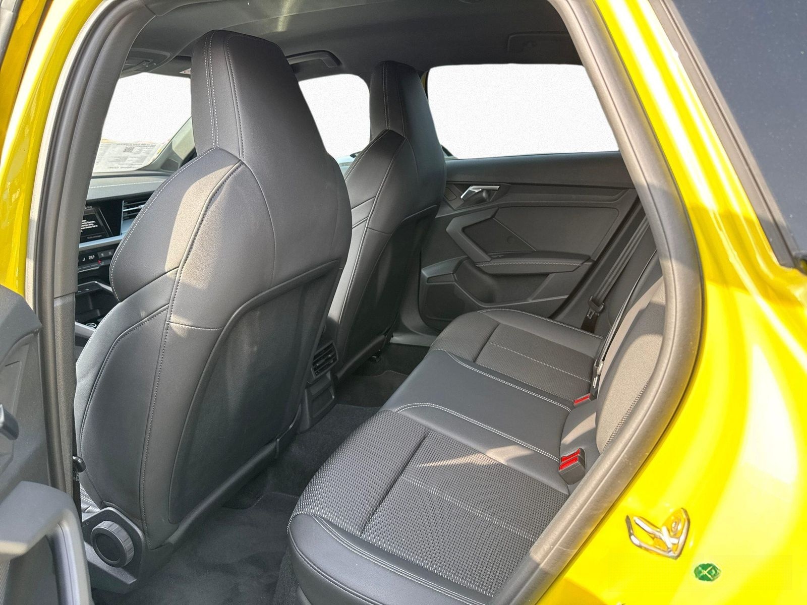 Audi A3 35 TFSI S tr. S line LED ACC VIRTUAL NAVI foto 13