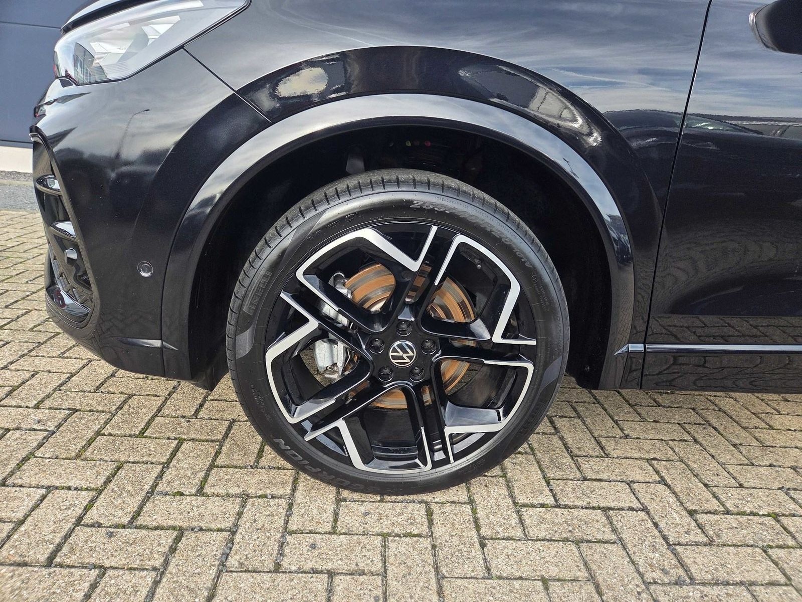 Volkswagen Tiguan TDI 2.0 4motion R-Line+Leder+Pano Dach+ foto 5