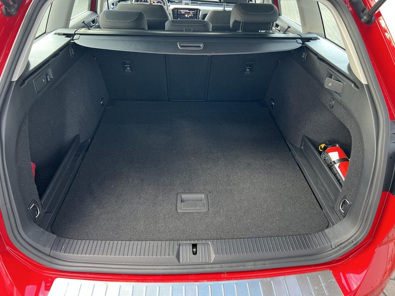 Volkswagen Passat Variant 2.0 TDI ACC+SHZ+PDC+RFK+KLIMA+LED foto 6