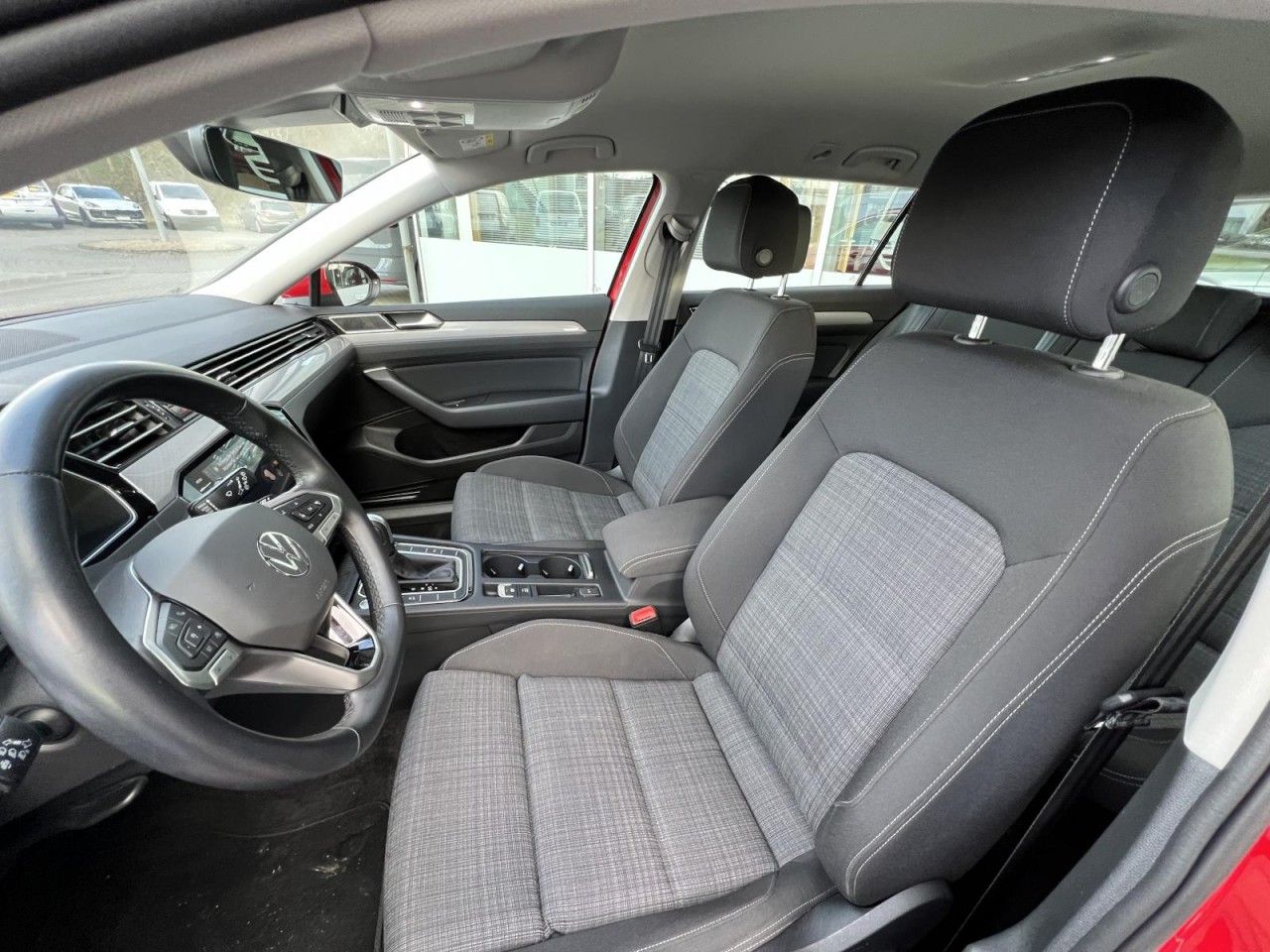 Volkswagen Passat Variant 2.0 TDI ACC+SHZ+PDC+RFK+KLIMA+LED foto 7