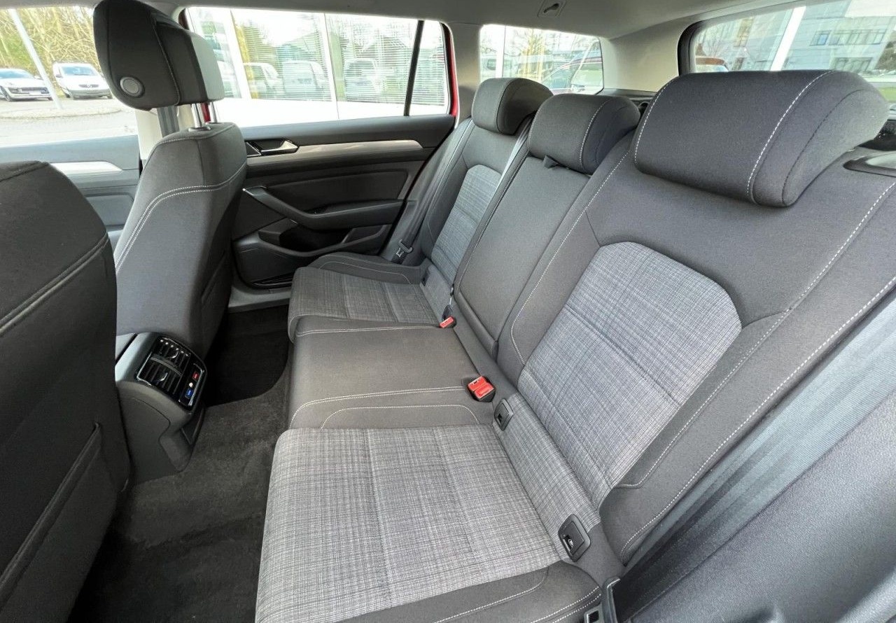 Volkswagen Passat Variant 2.0 TDI ACC+SHZ+PDC+RFK+KLIMA+LED foto 8