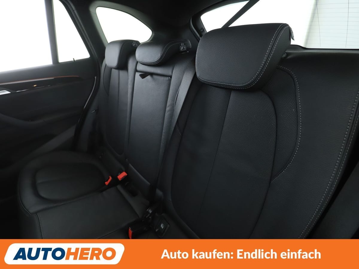 BMW X1 xDrive 20d M Sport Aut. NAVI LED ACC CAM PDC foto 14