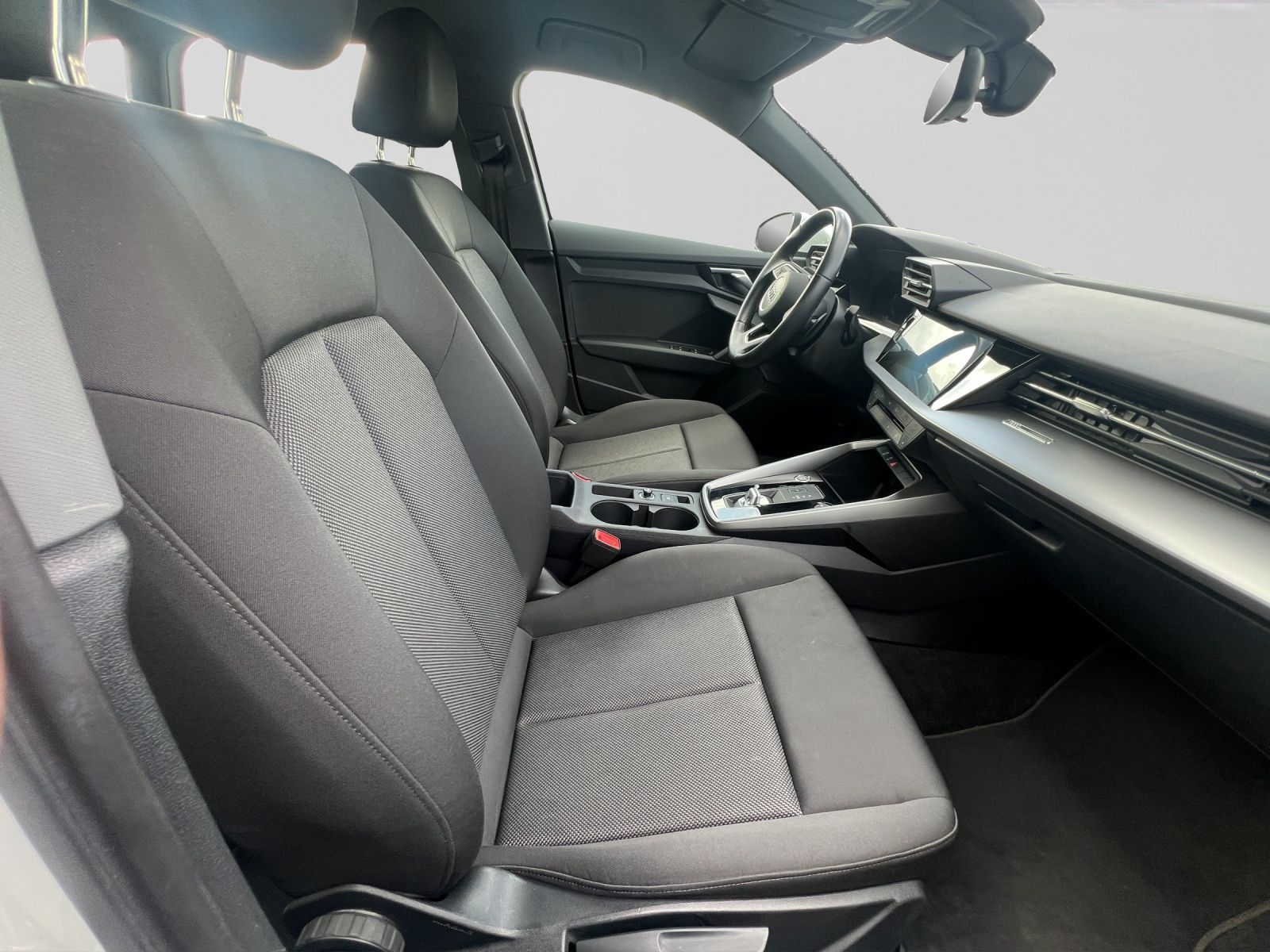 Audi A3 Sportback 30 TFSI NAVI+ PDC SITZHZG VIRTUAL+ foto 4
