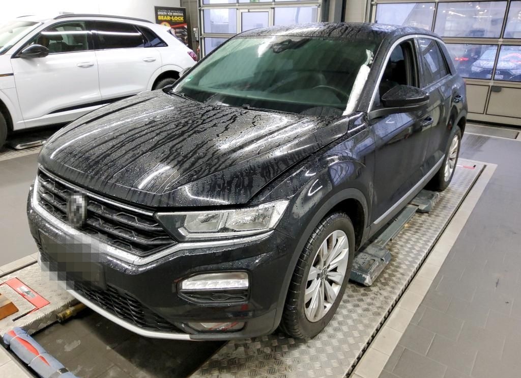 Volkswagen T-Roc 1.5 TSI DSG SPORT +AHK +NAVI +SHZ +17" PDC foto 2