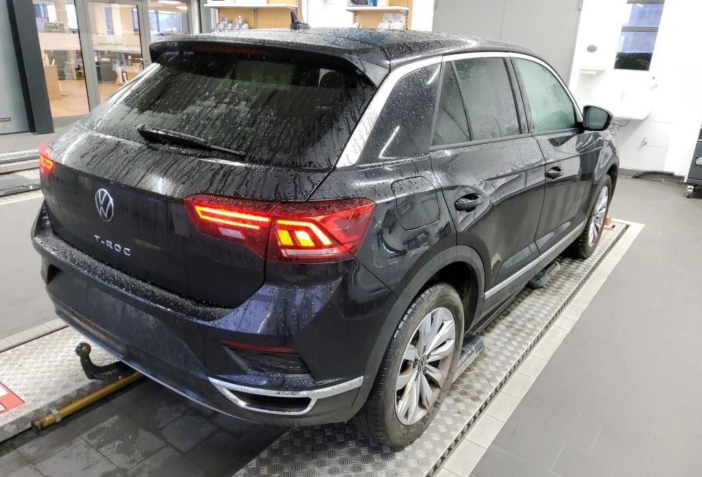 Volkswagen T-Roc 1.5 TSI DSG SPORT +AHK +NAVI +SHZ +17" PDC foto 5