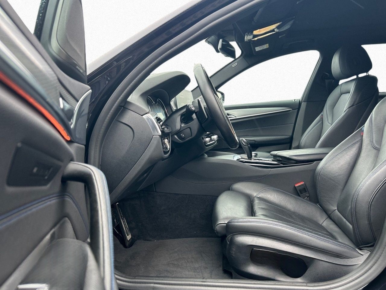 BMW 540d xD Touring M Sport Pano ACC 360° StHz HUD foto 9
