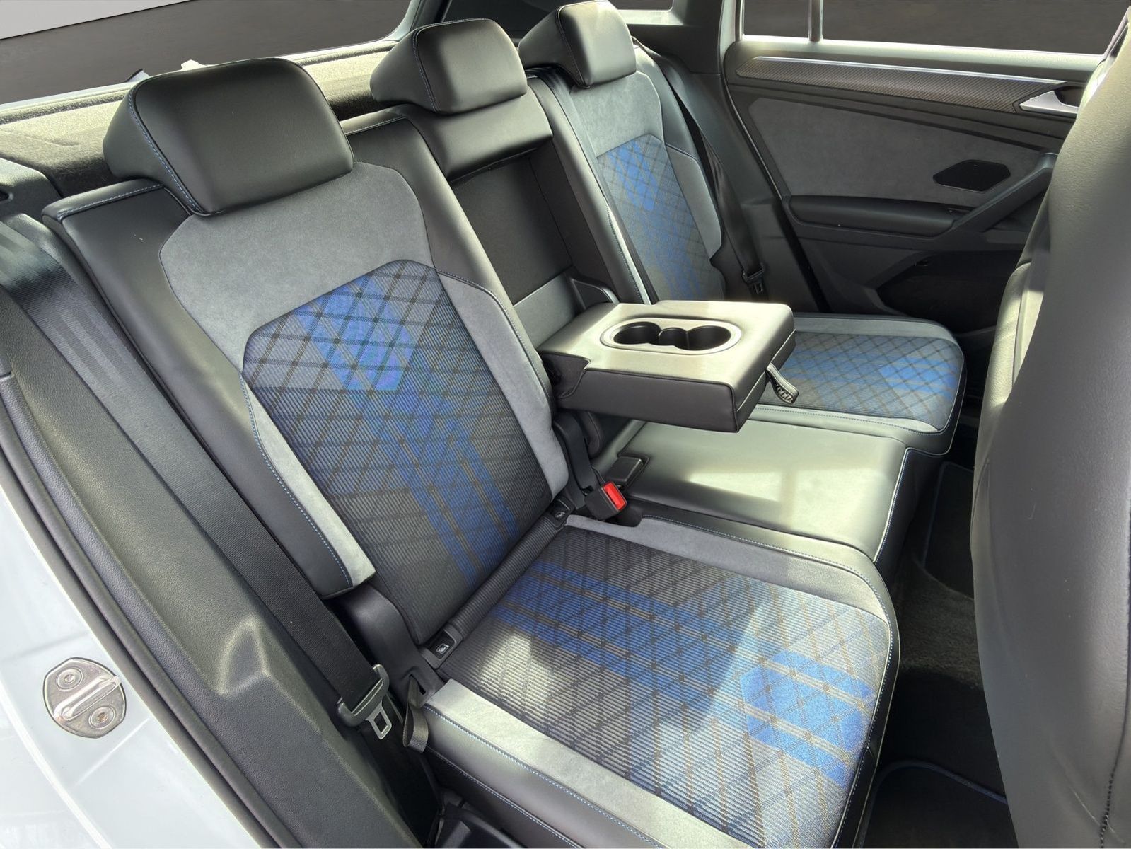 Volkswagen Tiguan R 2.0 TSI 4Mot. DSG MATRIX-LED+ACC+SITZHZ foto 15