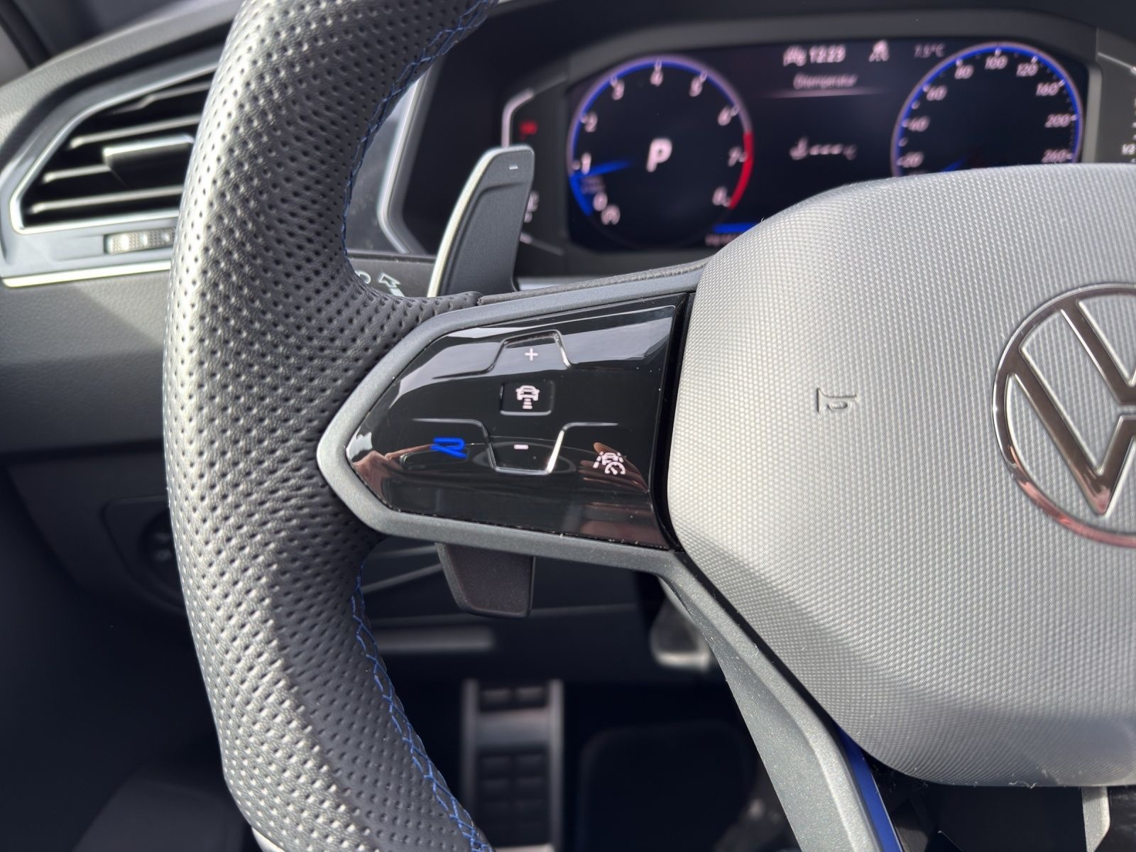 Volkswagen Tiguan R 2.0 TSI 4Mot. DSG MATRIX-LED+ACC+SITZHZ foto 18