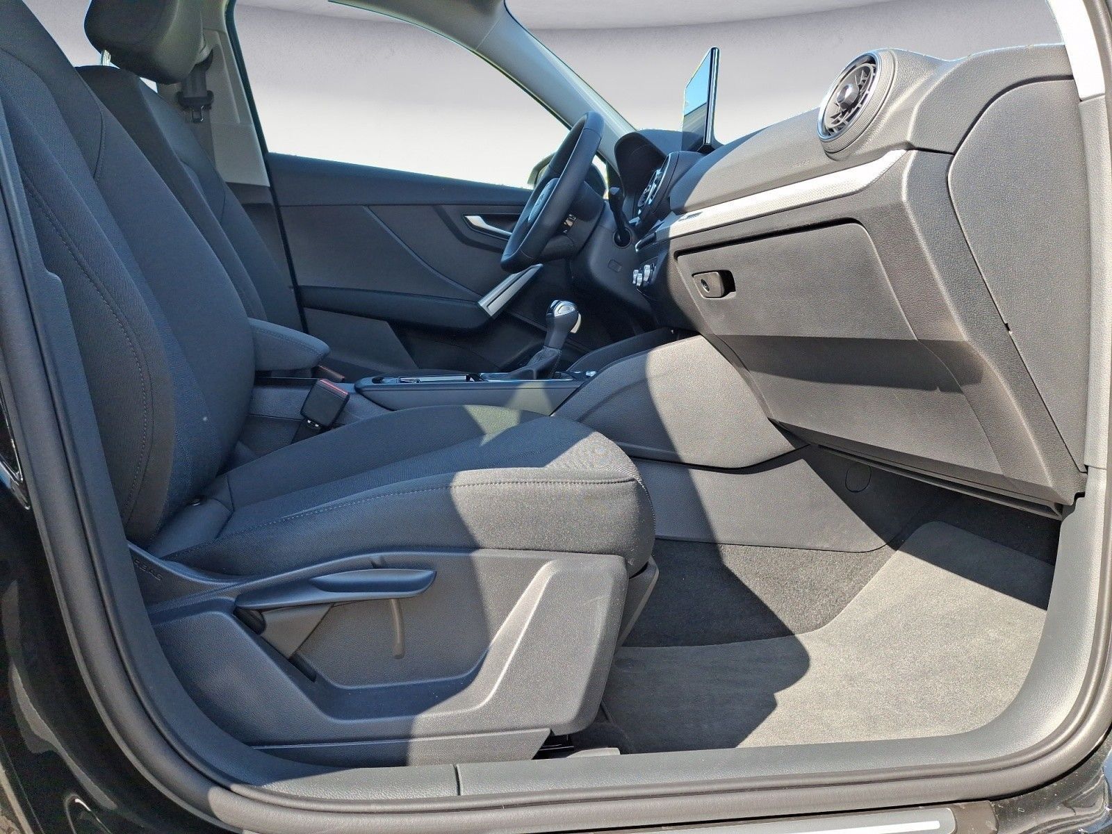 Audi Q2 35 TFSI S tronic advanced foto 9