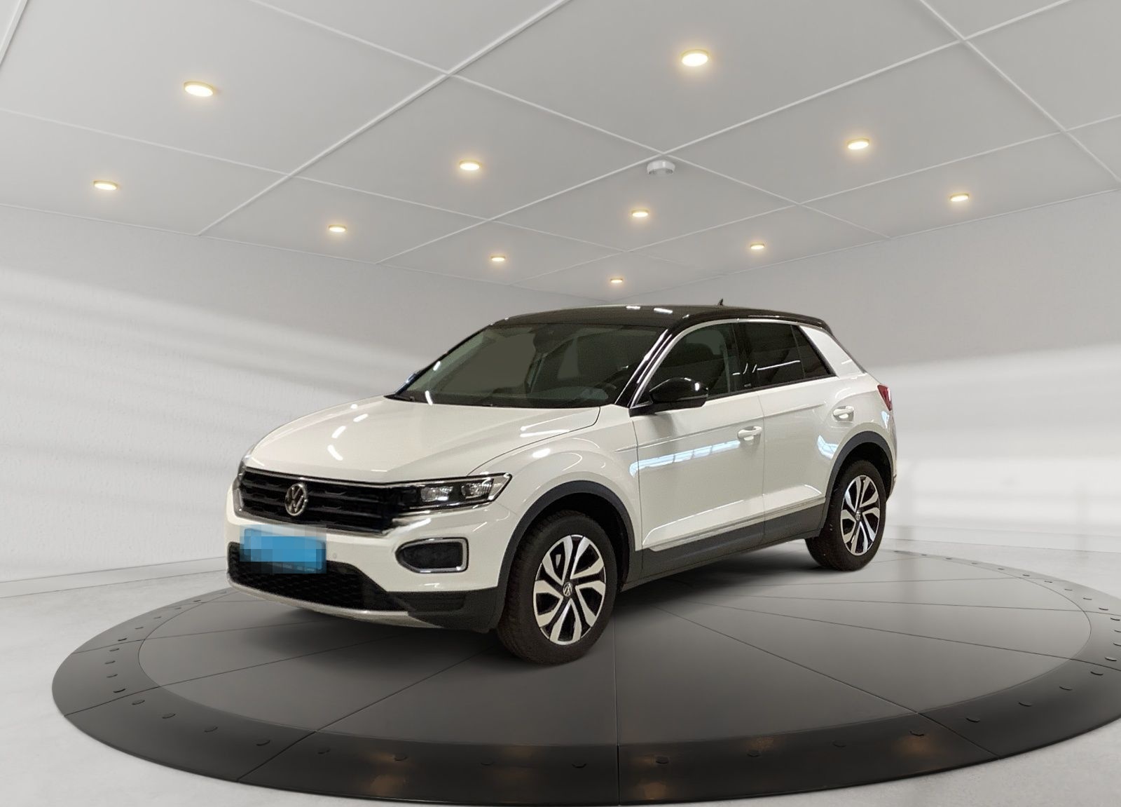 Volkswagen T-Roc Active 1,5 TSI  110 kW LED, Navi, ACC, SHZ foto 2