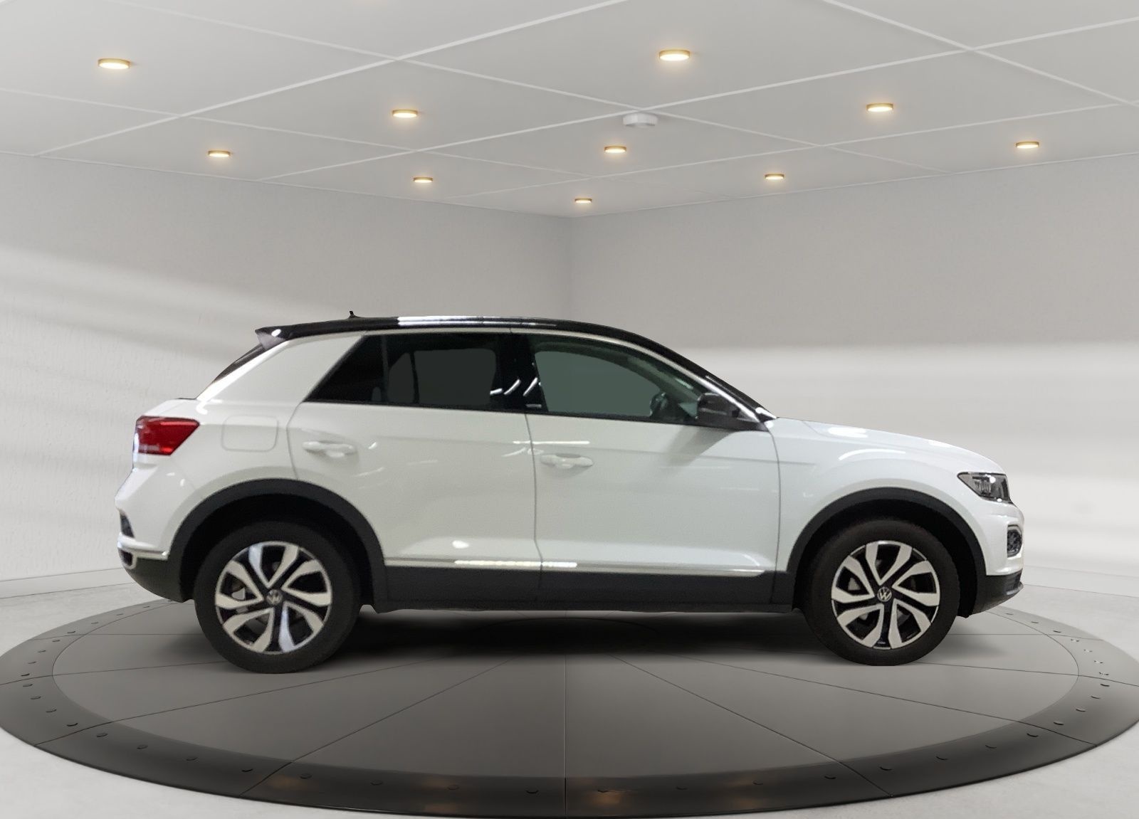 Volkswagen T-Roc Active 1,5 TSI  110 kW LED, Navi, ACC, SHZ foto 4