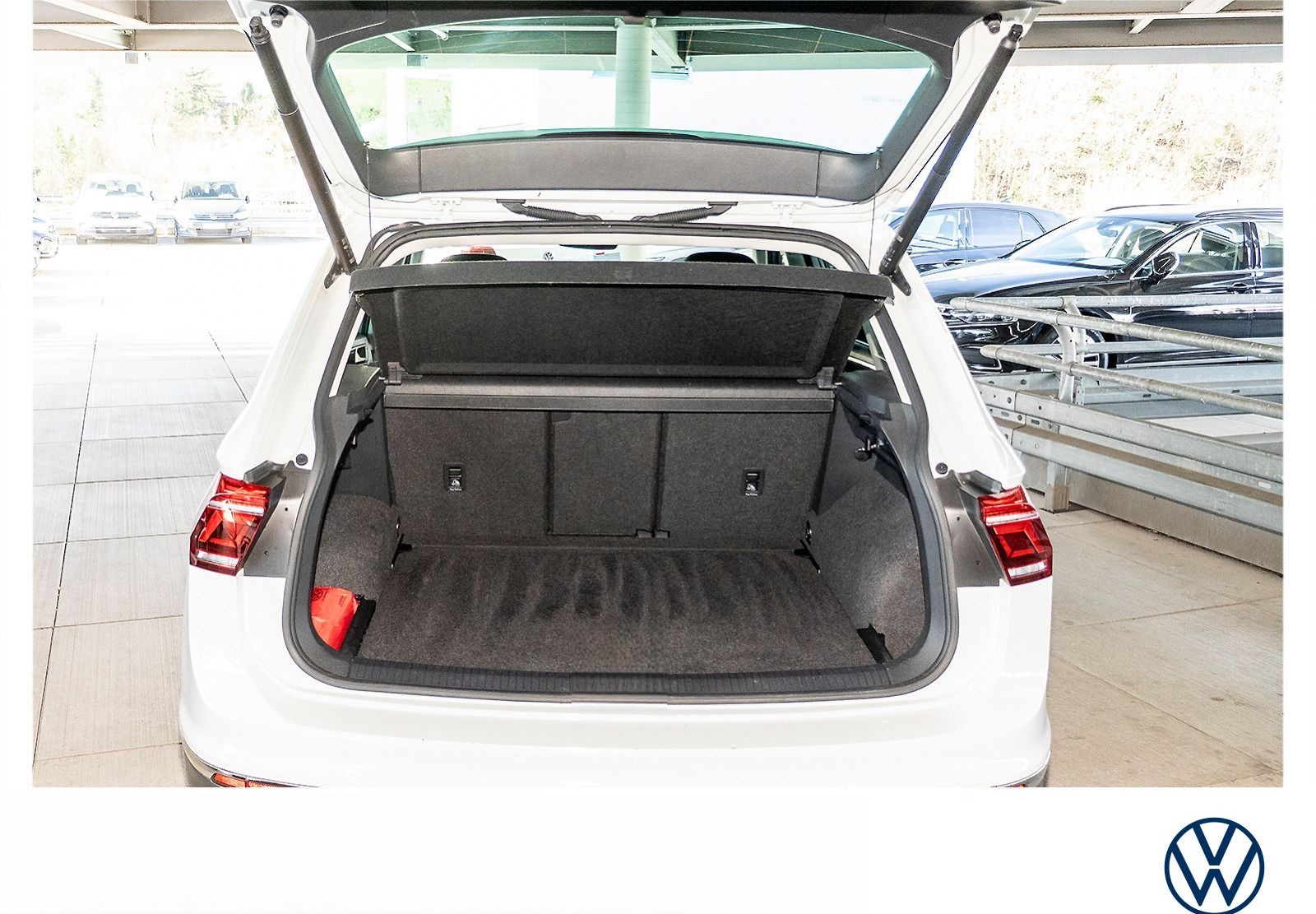 Volkswagen Tiguan Elegance 1.5 TSI DSG Navi Kamera ACC LED foto 13