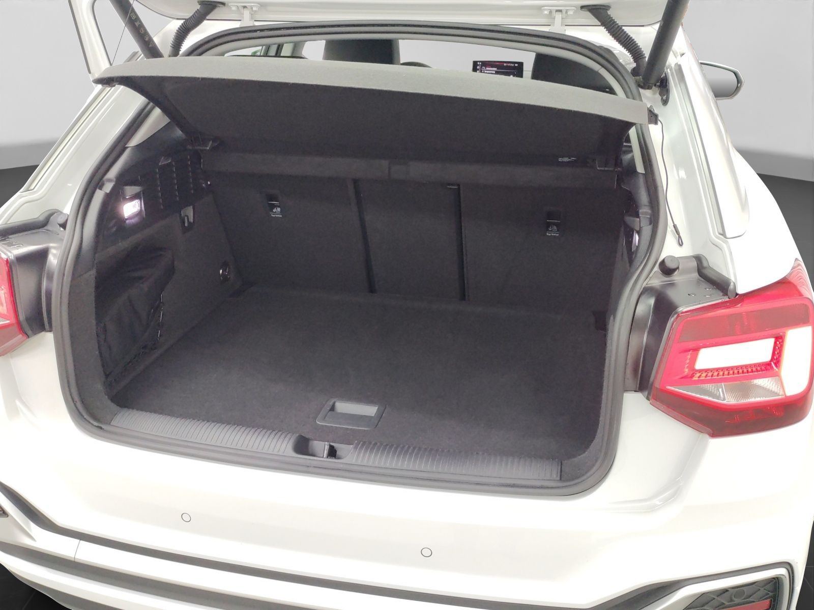 Audi Q2 35 TFSI S LINE LEDER KAMERA NAVI+ VIRTUAL foto 17
