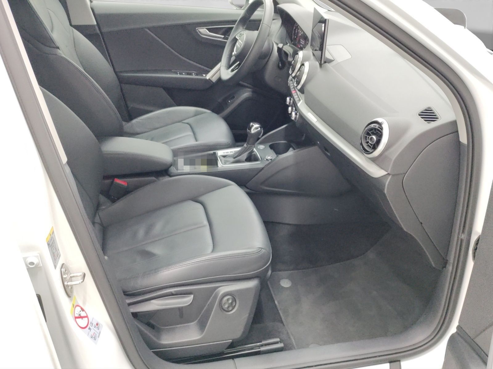 Audi Q2 35 TFSI S LINE LEDER KAMERA NAVI+ VIRTUAL foto 4