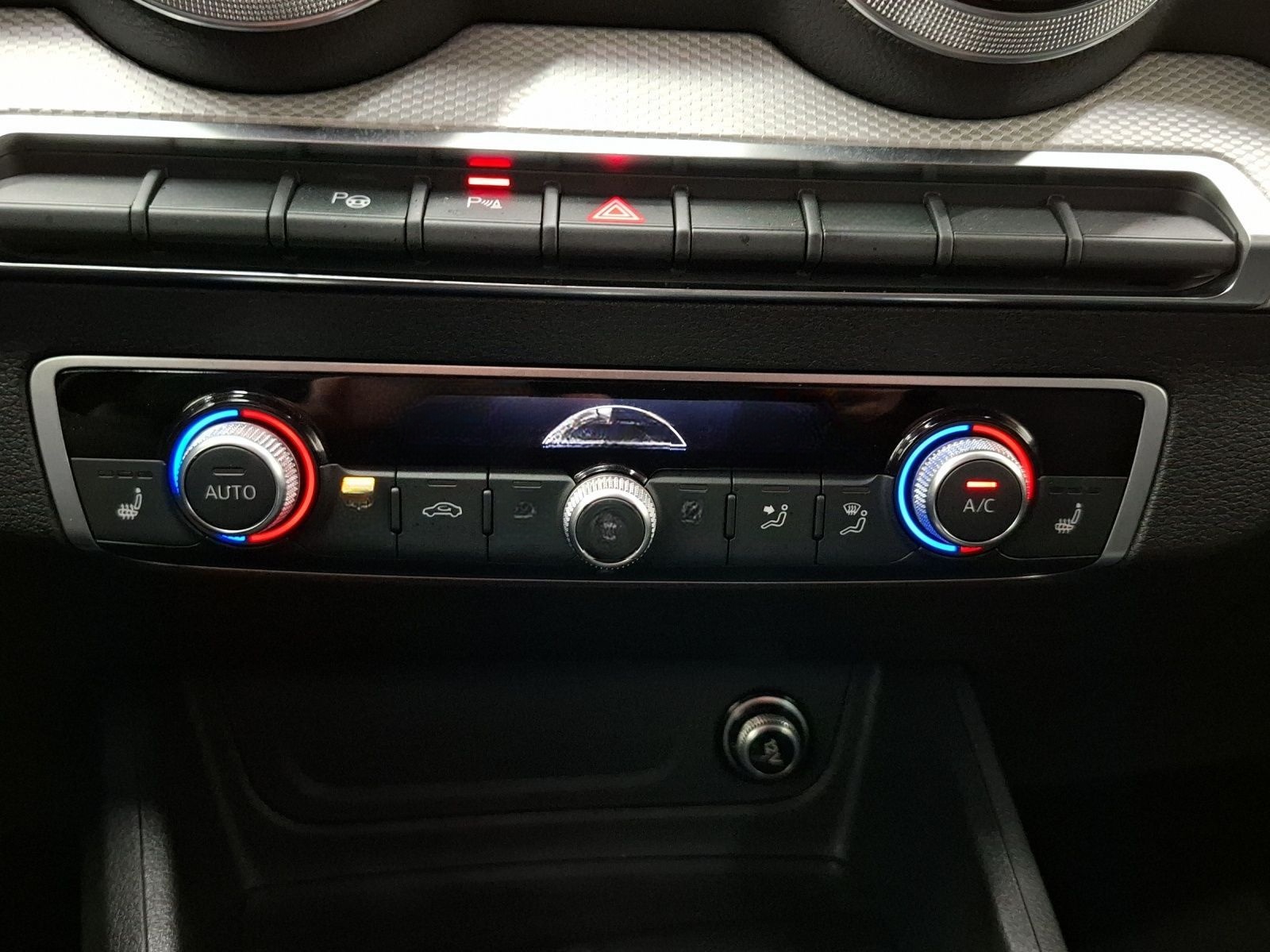 Audi Q2 35 TFSI S LINE LEDER KAMERA NAVI+ VIRTUAL foto 16