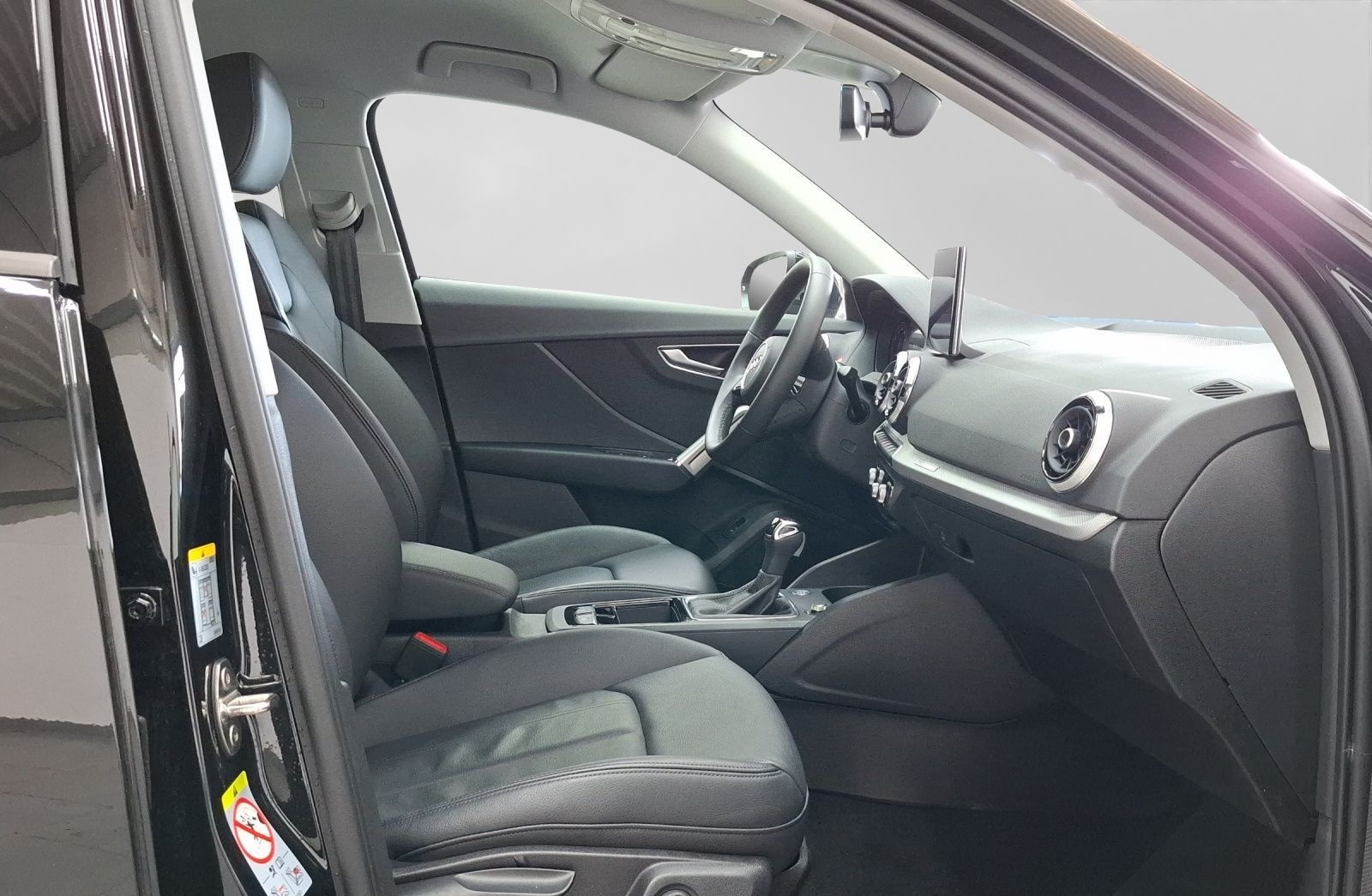Audi Q2 35 TFSI S LINE LEDER KAMERA NAVI+ VIRTUAL foto 4