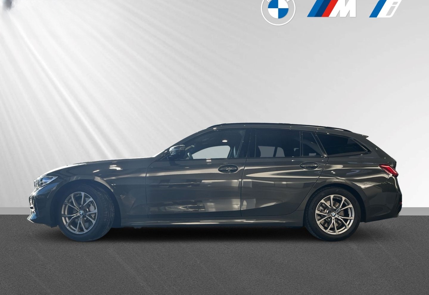 BMW 330 i Sport Line touring/Panodach/HarmanKardon foto 2